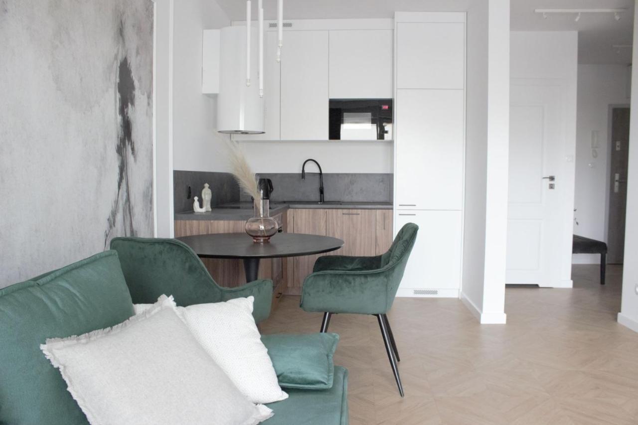 Apartamenty Na Skarpie - Niegocinska 2, Wilkasy Buitenkant foto